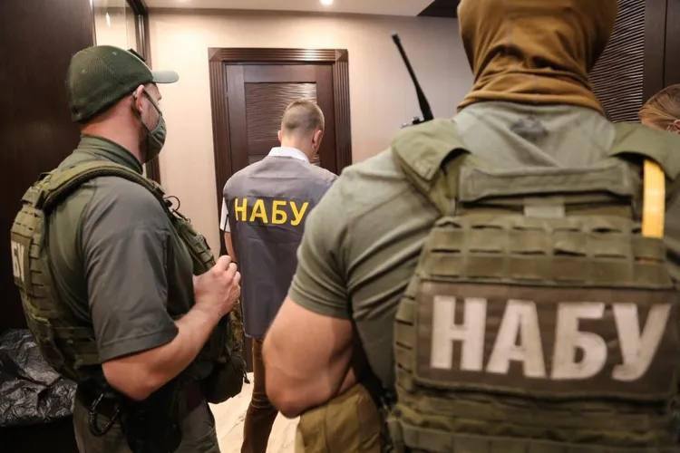 НАБУ проводить масштабні обшуки у Національній гвардії України