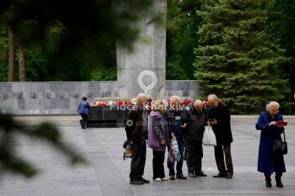 Харківʼяни вшановують памʼять загиблих у Другій світовій війні