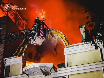 Внаслідок нічної атаки Харкова виникли пожежі