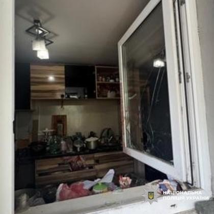 Харківські “домушники” працювали через вікна