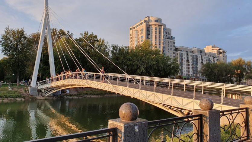 Підвісний міст у сквері «Стрілка» буде перекритий
