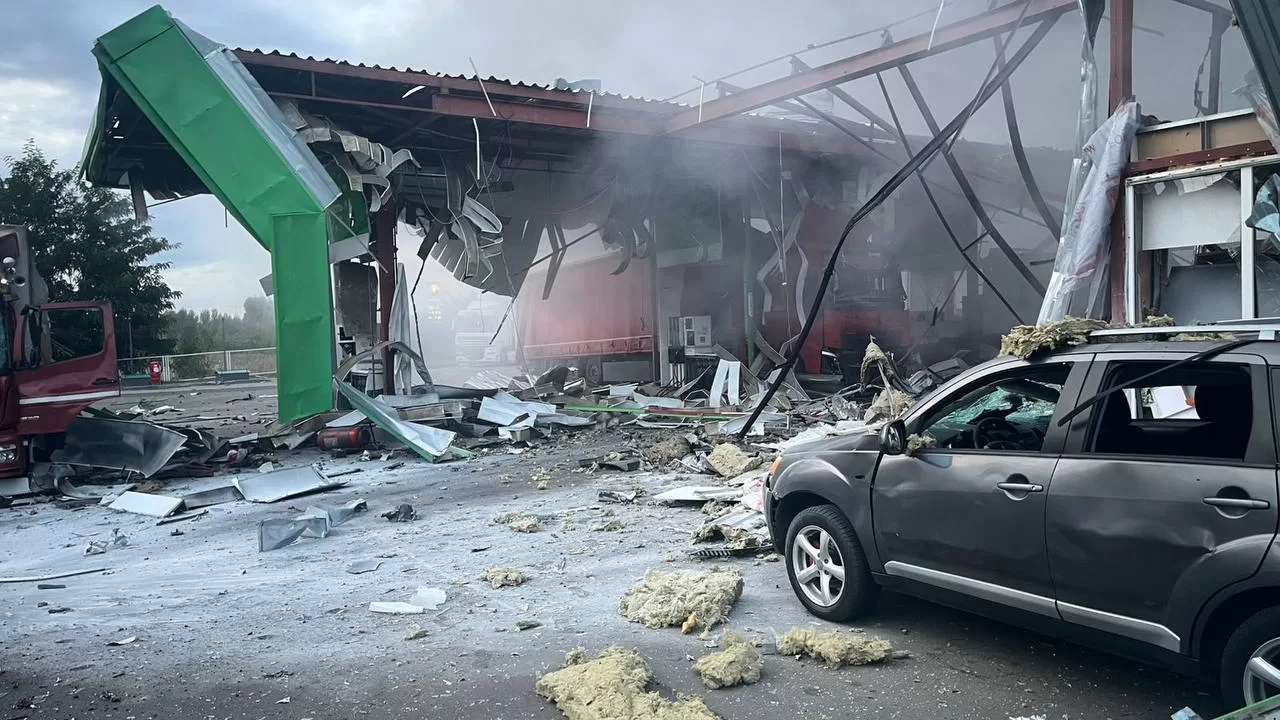 «Молнія» вдарила по непрацюючій АЗС