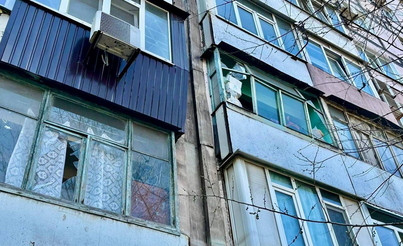Шесть многоквартирных домов пострадали в результате удара